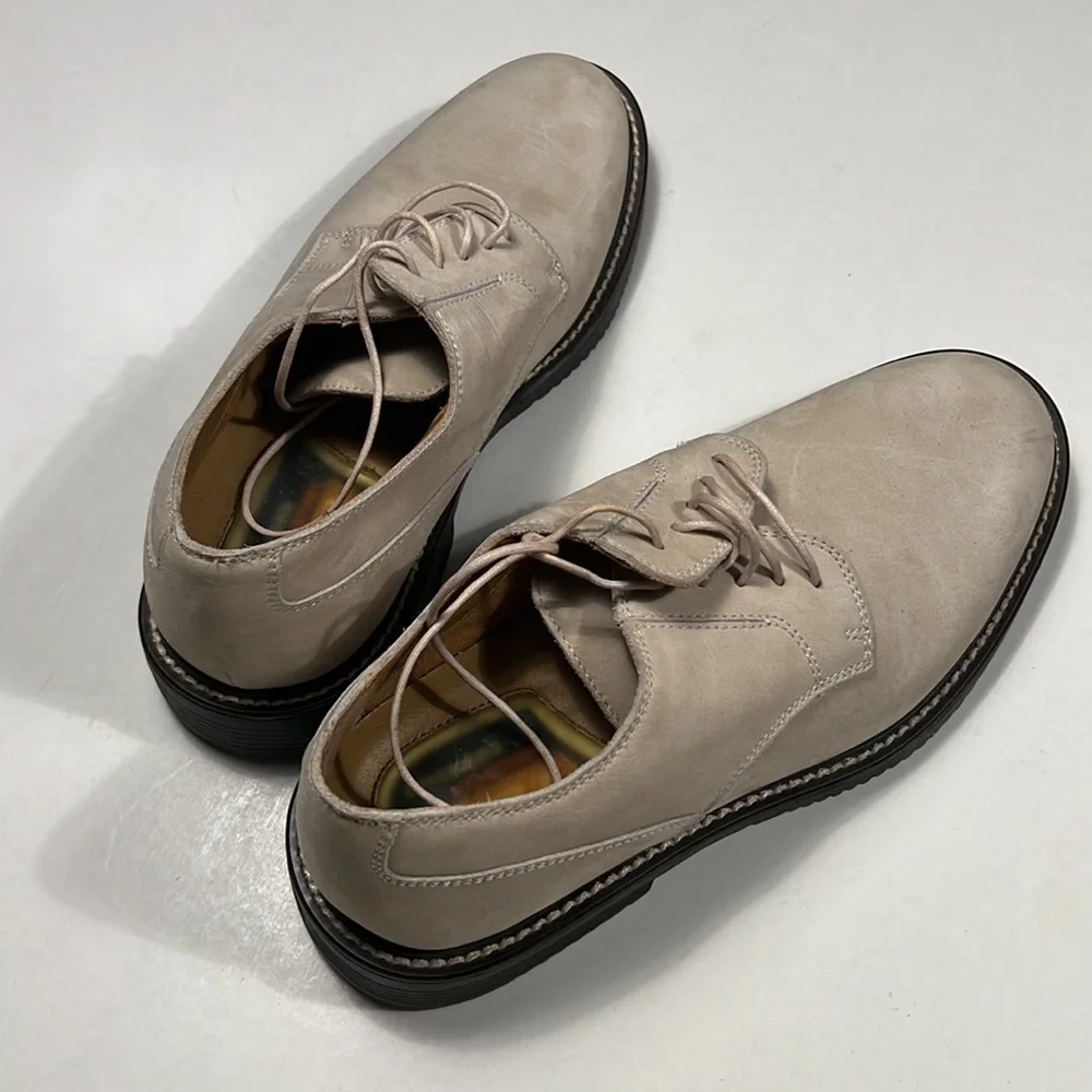 🎉🌟🎈Host Pick💥🎉 Hewen men shoes NWOT